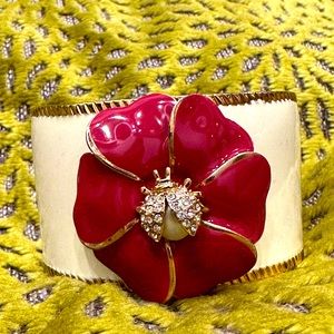 Stella & Dot Kelly Lady Bug Flower Cuff